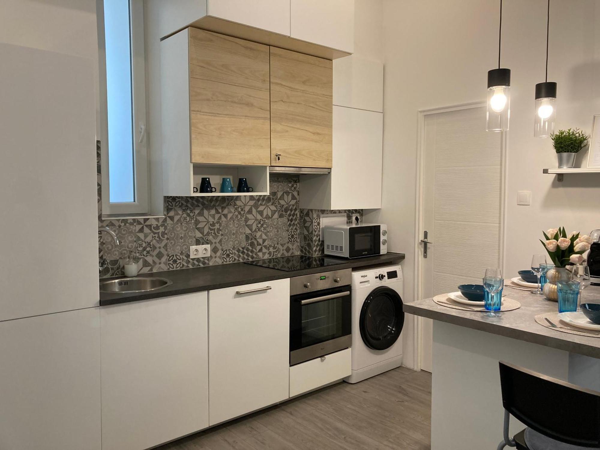 Carina Family Apartment Downtown บูดาเปสต์ ภายนอก รูปภาพ