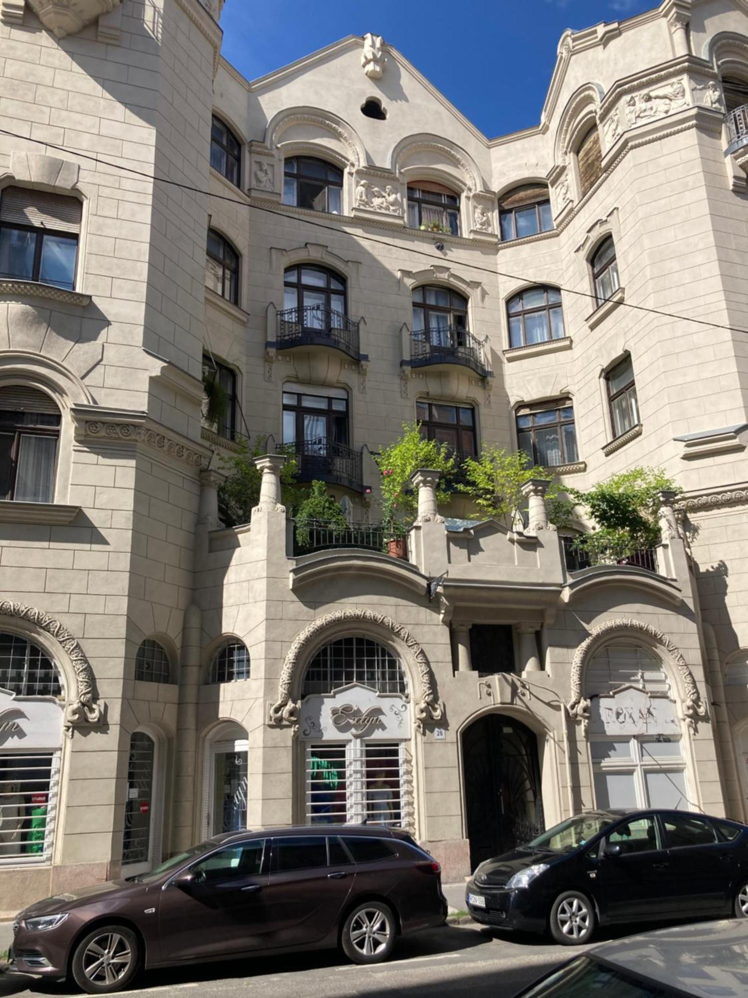 Carina Family Apartment Downtown บูดาเปสต์ ภายนอก รูปภาพ